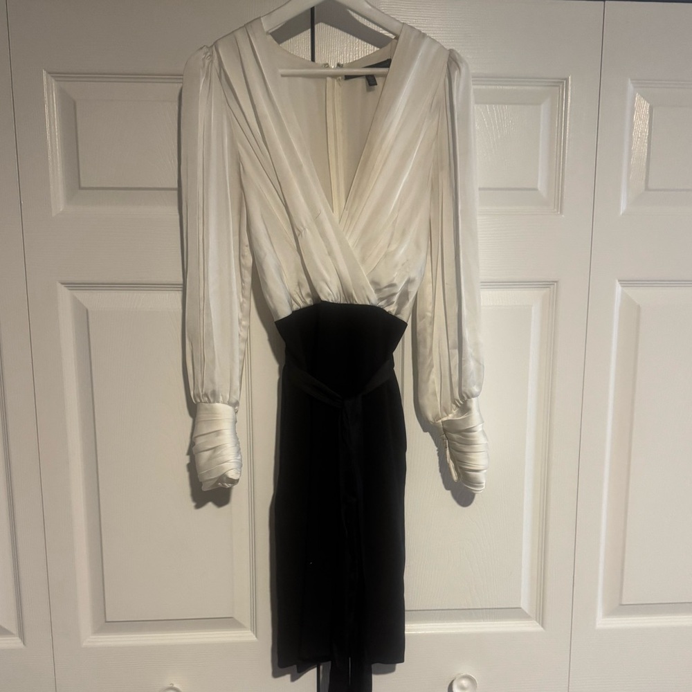 White House Black Market Black and White Long Sleeve Dress